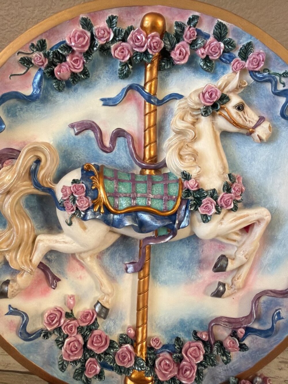 San Francisco Music Box Musical Carousel Plate with Stand in Box Nursery Decor - Picture 8 of 17